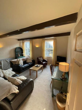 Haworth Prime Location 3 Bedroom Duplex Apartment